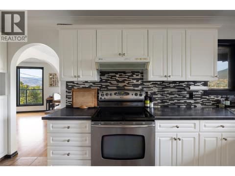 Main Home: Upper Level Kitchen at 152 Lindsay Road, Middleton Mountain Vernon
