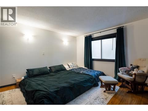 Main Home: Upper Level Primary Bedroom at 152 Lindsay Road, Middleton Mountain Vernon