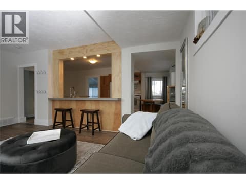 Photo 13 of 960 Nicola Street, South Kamloops