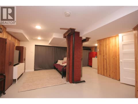 Photo 15 of 960 Nicola Street, South Kamloops