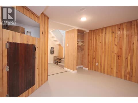 Photo 16 of 960 Nicola Street, South Kamloops