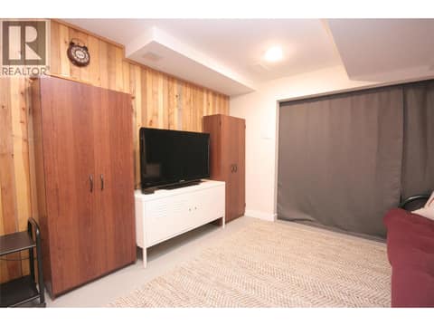 Photo 17 of 960 Nicola Street, South Kamloops