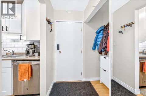 Photo 2 of 30 RIDGEMONT Avenue Unit# 204, Fernie