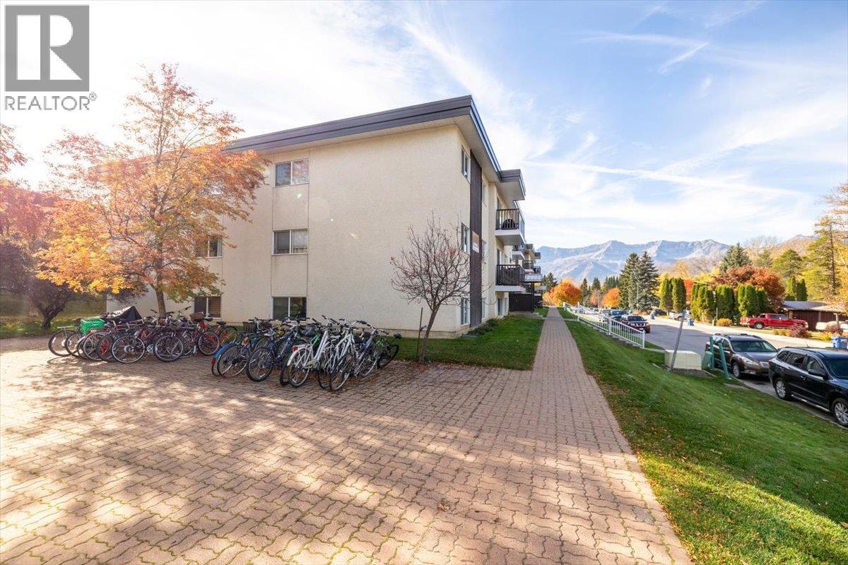 Photo 36 of 30 RIDGEMONT Avenue Unit# 204, Fernie