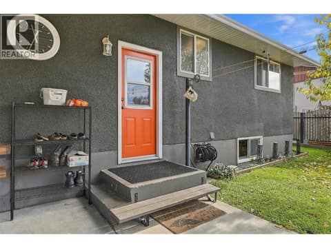 Photo 22 of 1239 10th Street, North Kamloops