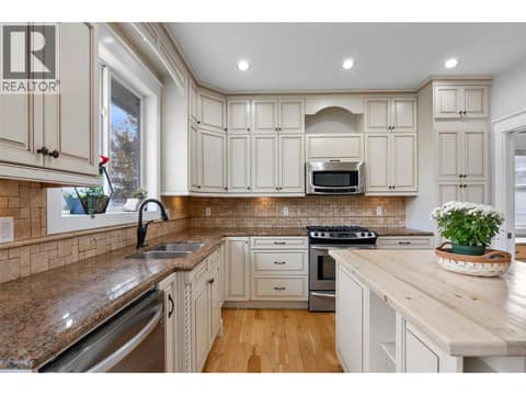 Photo 14 of 7328 RAMBLER Place, Dallas, Kamloops