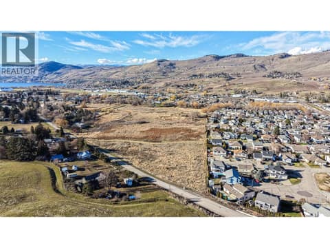 Photo 5 of 5895 Okanagan Avenue, South Vernon