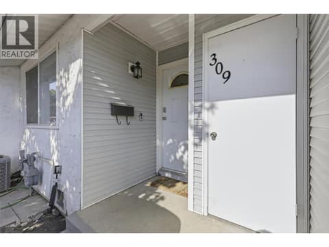 Photo 3 of 1780 Springview Place Unit# 309, Sahali, Kamloops