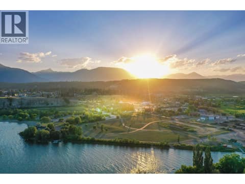 Photo 41 of 205 THIRD Avenue Unit# 2114, Invermere