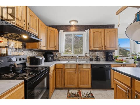 Photo 13 of 1237 Highridge Drive, Barnhartvale, Kamloops