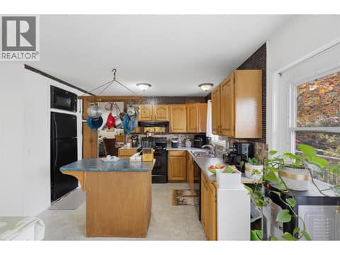 Photo 16 of 1237 Highridge Drive, Barnhartvale, Kamloops
