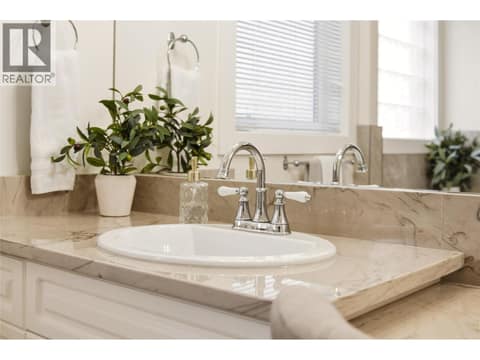 Photo 21 of 1030 Skeena Drive, Dilworth Mountain, Kelowna