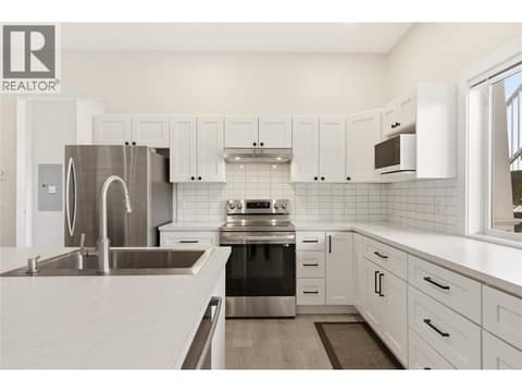 Legal Suite at 1030 Skeena Drive, Dilworth Mountain, Kelowna