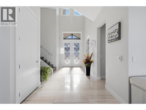Photo 4 of 2166 Crosshill Drive, Aberdeen, Kamloops