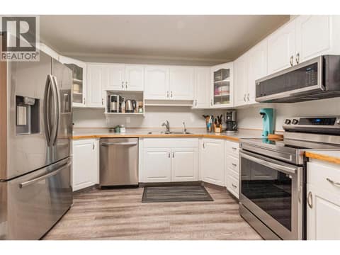 Photo 4 of 115 Redwing Place Unit# 9, Oliver