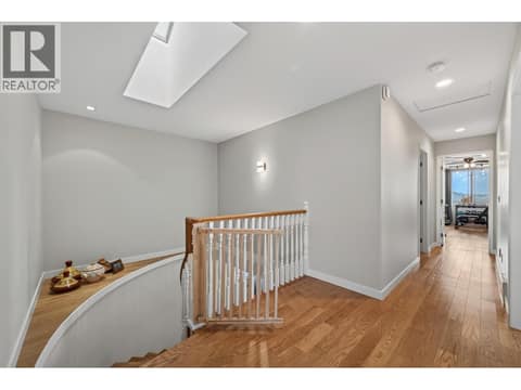 Photo 18 of 979 Regent Crescent, Aberdeen, Kamloops
