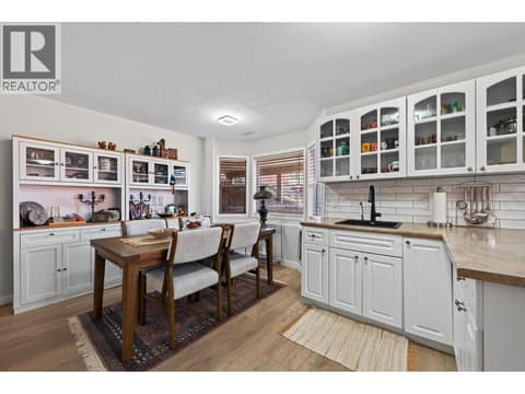 Photo 30 of 979 Regent Crescent, Aberdeen, Kamloops