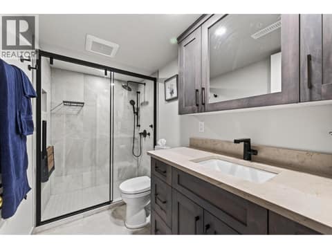 Photo 39 of 979 Regent Crescent, Aberdeen, Kamloops