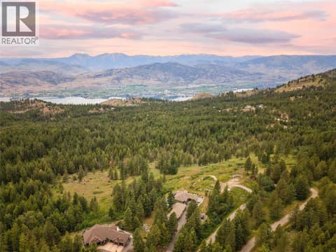 Photo 11 of 1370 Bullmoose Way, Osoyoos Rural