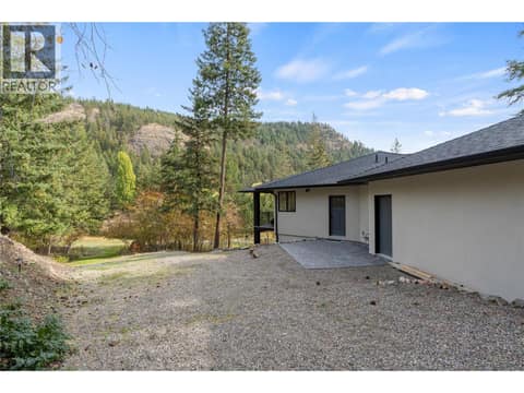 Photo 6 of 9196 Tronson Road Unit# 33, Adventure Bay, Vernon