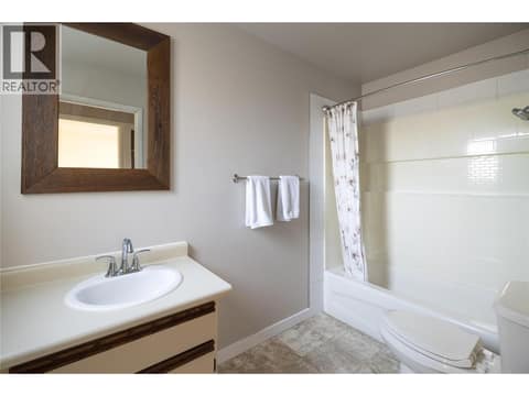 Bathroom - 4 piece at 4910 25 Avenue Unit# 24, Okanagan Landing, Vernon