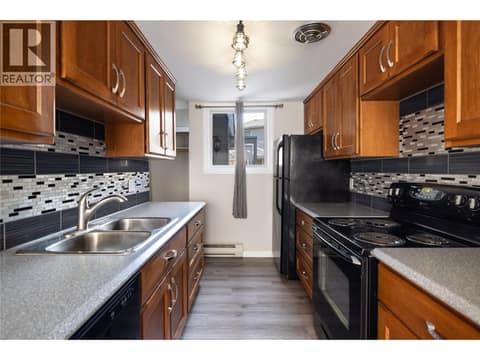 Black appliances at 4910 25 Avenue Unit# 24, Okanagan Landing, Vernon