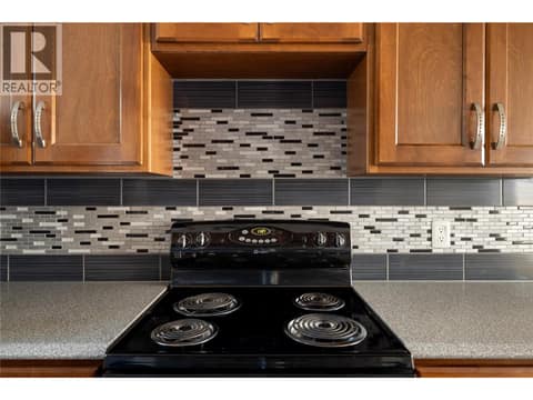Shaker Cabinets at 4910 25 Avenue Unit# 24, Okanagan Landing, Vernon