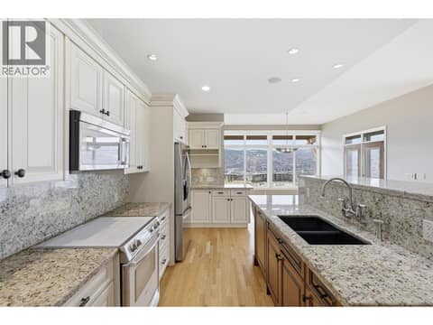 Photo 15 of 1589 GOLF RIDGE Drive, Sun Rivers, Kamloops
