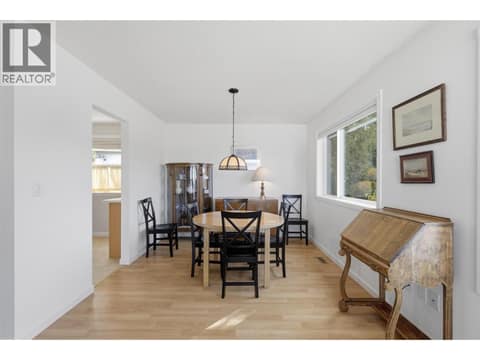 Photo 11 of 1923 Gladstone Drive, Sahali, Kamloops
