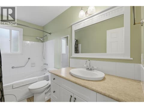 Photo 20 of 1923 Gladstone Drive, Sahali, Kamloops