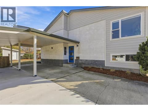 Photo 5 of 1923 Gladstone Drive, Sahali, Kamloops