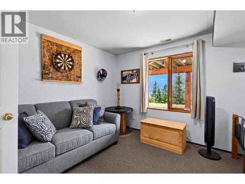 Basement Bedroom at 2405 95 Highway, South Hwy 95, Golden