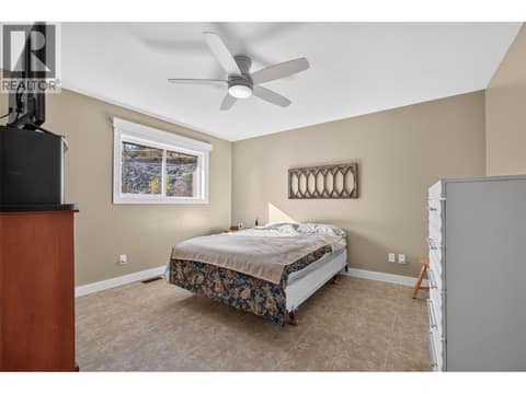 Photo 12 of 10836 DUNHAM Crescent, Main Town, Summerland
