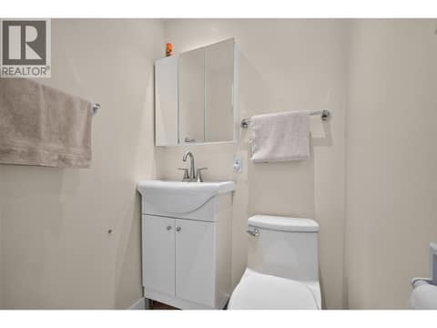 Photo 18 of 10836 DUNHAM Crescent, Main Town, Summerland