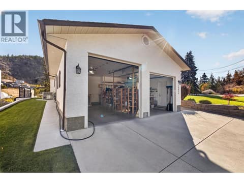 Photo 21 of 10836 DUNHAM Crescent, Main Town, Summerland