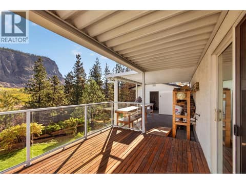 Photo 24 of 10836 DUNHAM Crescent, Main Town, Summerland