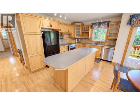 Photo 5 of 1630 Johnston Road Unit# 3, Invermere