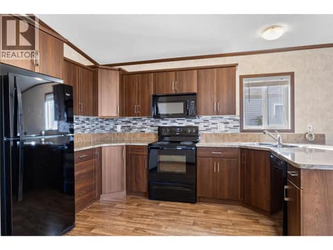 Photo 8 of 7805 Dallas Drive Unit# 27, Dallas, Kamloops