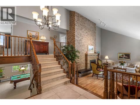Main foyer at 6450 Meadowland Crescent S, Barnhartvale, Kamloops