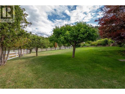 South yard at 6450 Meadowland Crescent S, Barnhartvale, Kamloops