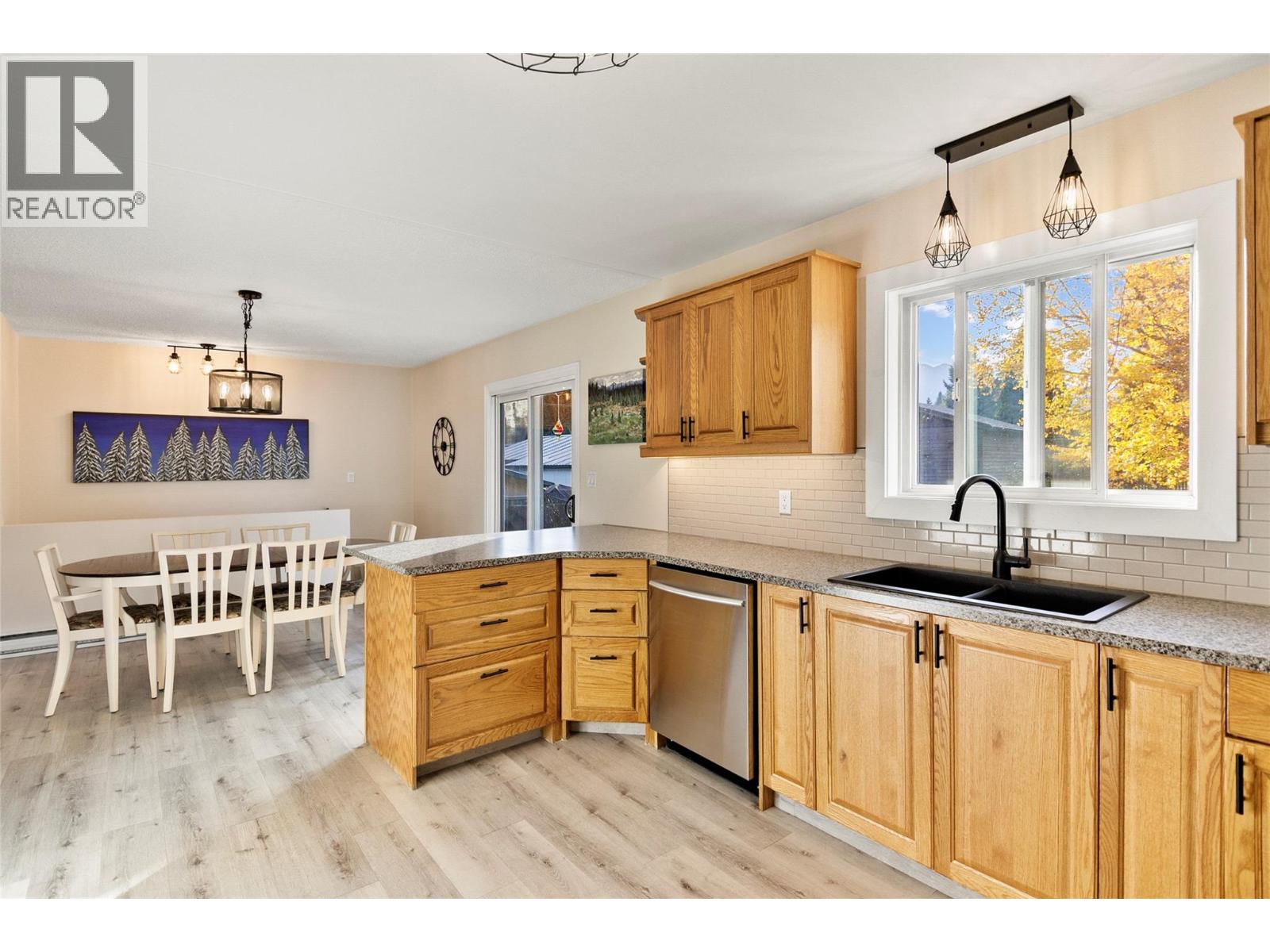 Photo 11 of 1669 Hiob Road, Revelstoke