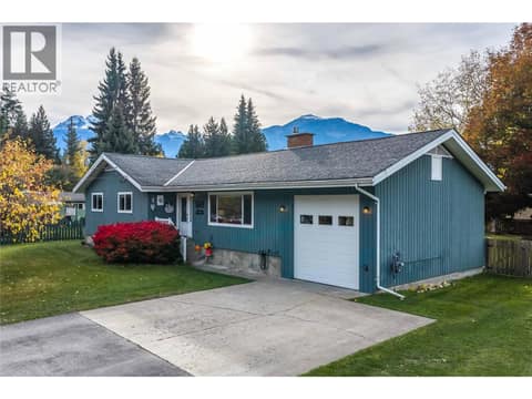Photo 3 of 1669 Hiob Road, Revelstoke