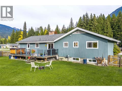 Photo 37 of 1669 Hiob Road, Revelstoke