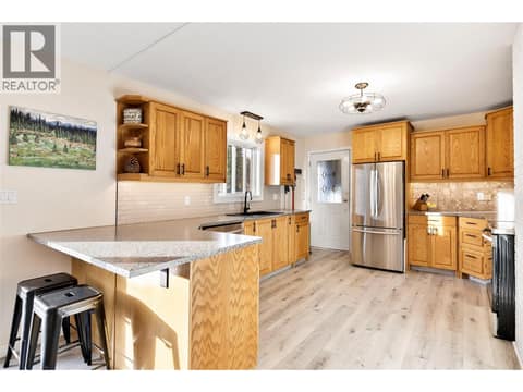 Photo 9 of 1669 Hiob Road, Revelstoke