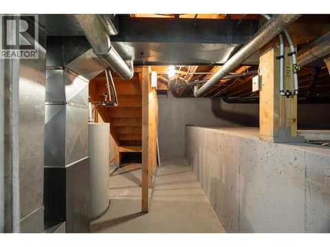 Crawl space for extra storage at 3900 27 Avenue Unit# 2, Westmount, Vernon