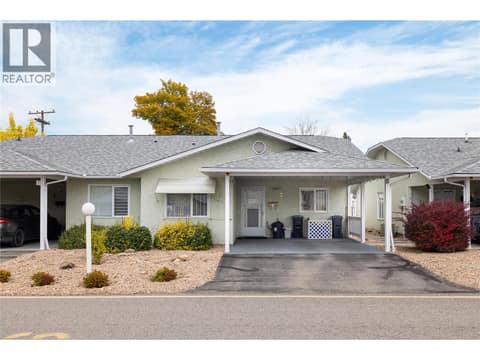 Double carport at 3900 27 Avenue Unit# 2, Westmount, Vernon
