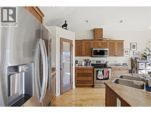 Photo 13 of 2060 Grasslands Boulevard, Batchelor Heights, Kamloops