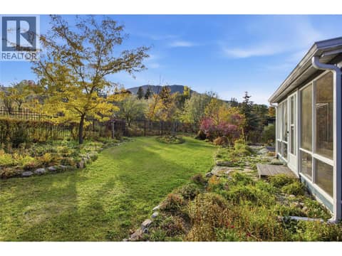 Photo 10 of 6105 Meadowland Crescent N, Barnhartvale, Kamloops