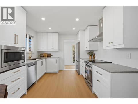 Photo 23 of 6105 Meadowland Crescent N, Barnhartvale, Kamloops