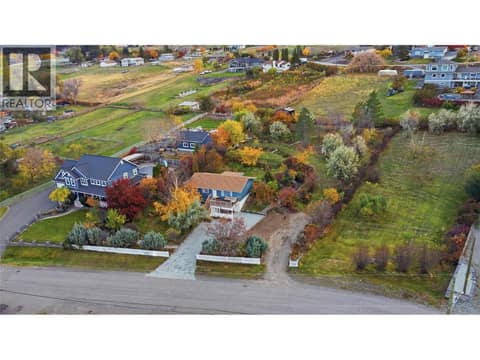 Photo 4 of 6105 Meadowland Crescent N, Barnhartvale, Kamloops